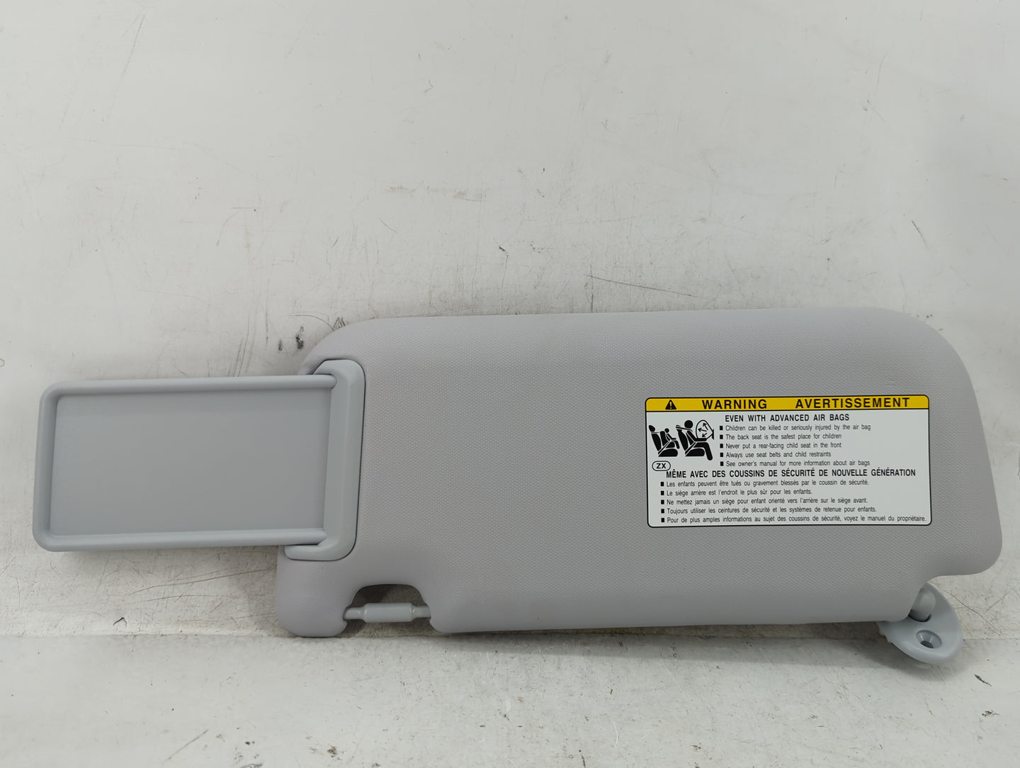 2016-2021 Toyota Prius Sun Visor Shade Replacement Passenger Right Mirror Fits Fits 2016 2017 2018 2019 2020 2021 OEM Used A