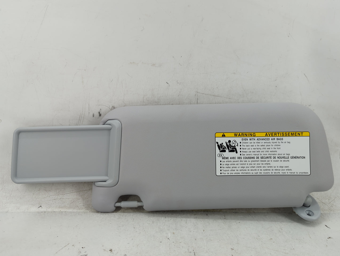 2016-2021 Toyota Prius Sun Visor Shade Replacement Passenger Right Mirror Fits Fits 2016 2017 2018 2019 2020 2021 OEM Used A