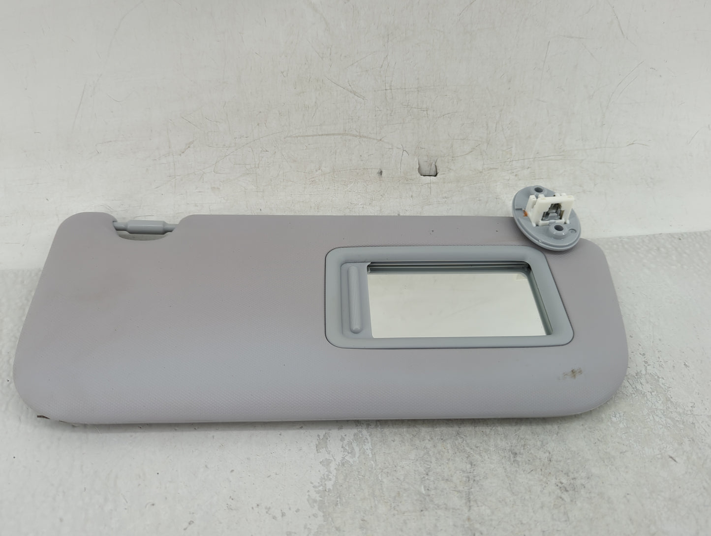 2016-2021 Toyota Prius Sun Visor Shade Replacement Passenger Right Mirror Fits Fits 2016 2017 2018 2019 2020 2021 OEM Used A