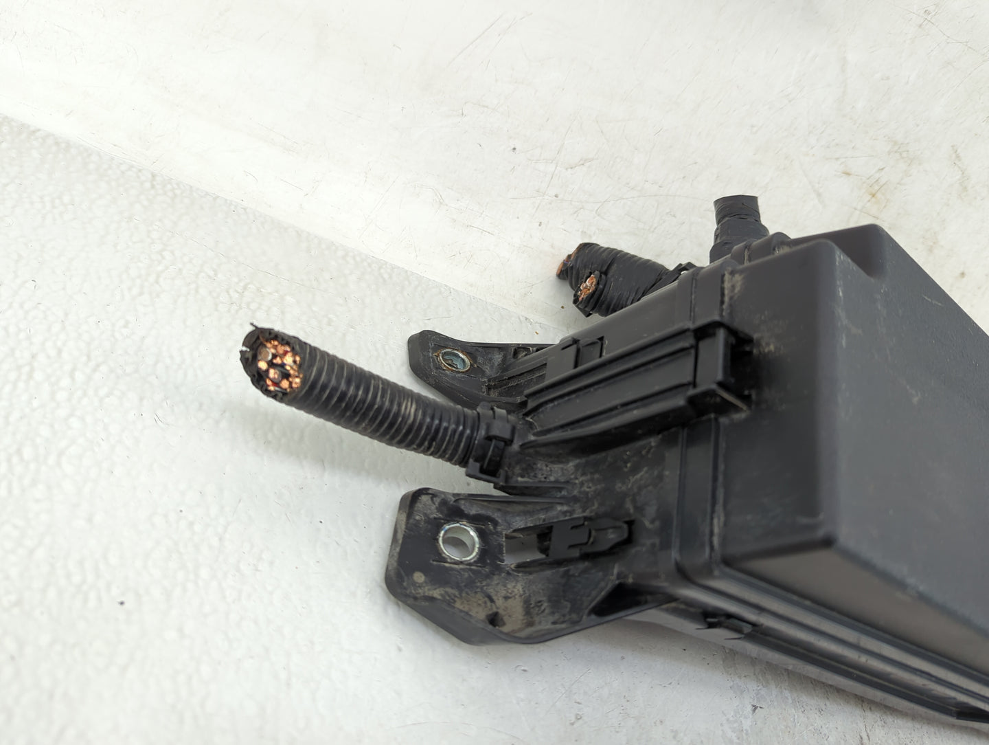 2017-2022 Toyota Prius Fusebox Fuse Box Panel Relay Module Fits Fits 2017 2018 2019 2020 2021 2022 OEM Used Auto Parts - Oem
