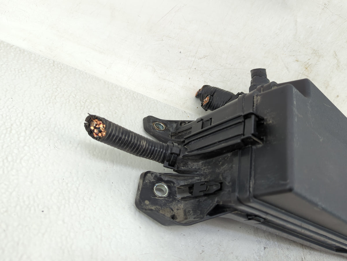 2017-2022 Toyota Prius Fusebox Fuse Box Panel Relay Module Fits Fits 2017 2018 2019 2020 2021 2022 OEM Used Auto Parts - Oem