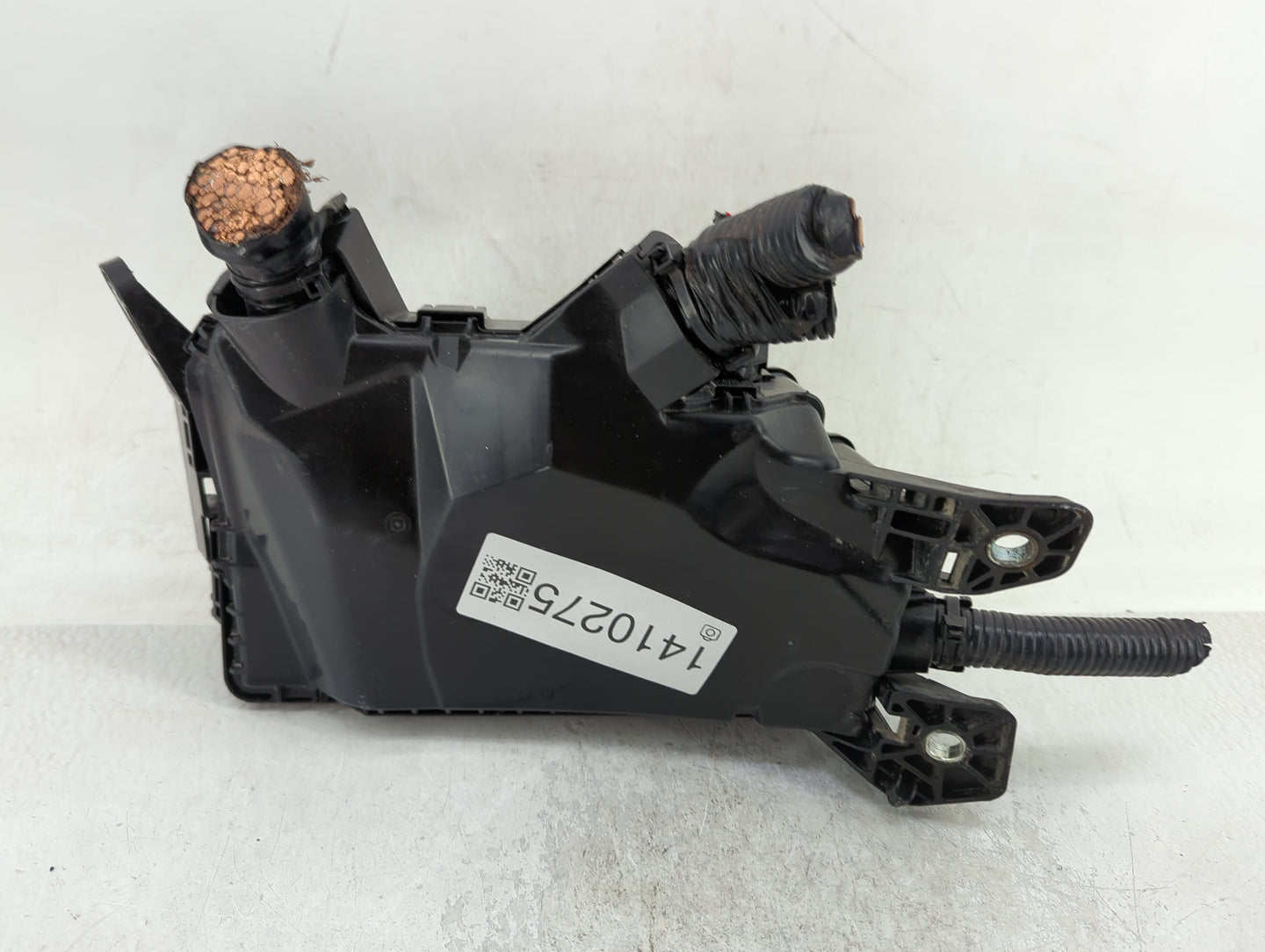 2017-2022 Toyota Prius Fusebox Fuse Box Panel Relay Module Fits Fits 2017 2018 2019 2020 2021 2022 OEM Used Auto Parts - Oem