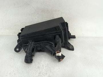 2017-2022 Toyota Prius Fusebox Fuse Box Panel Relay Module Fits Fits 2017 2018 2019 2020 2021 2022 OEM Used Auto Parts - Oem