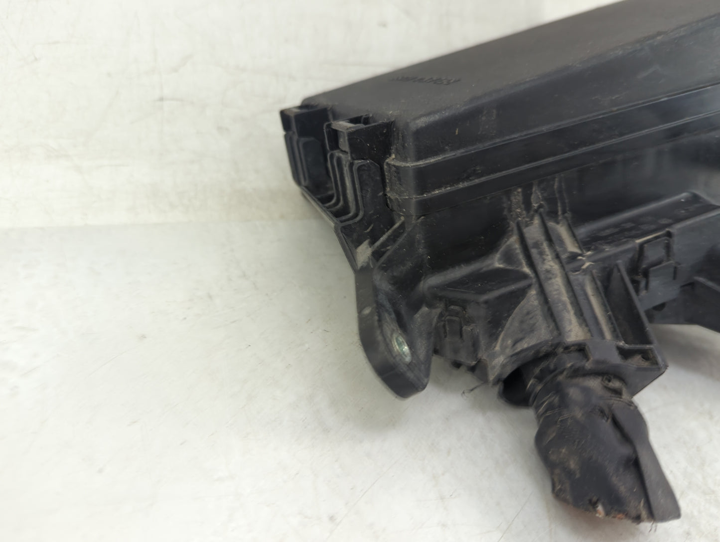 2017-2022 Toyota Prius Fusebox Fuse Box Panel Relay Module Fits Fits 2017 2018 2019 2020 2021 2022 OEM Used Auto Parts - Oem
