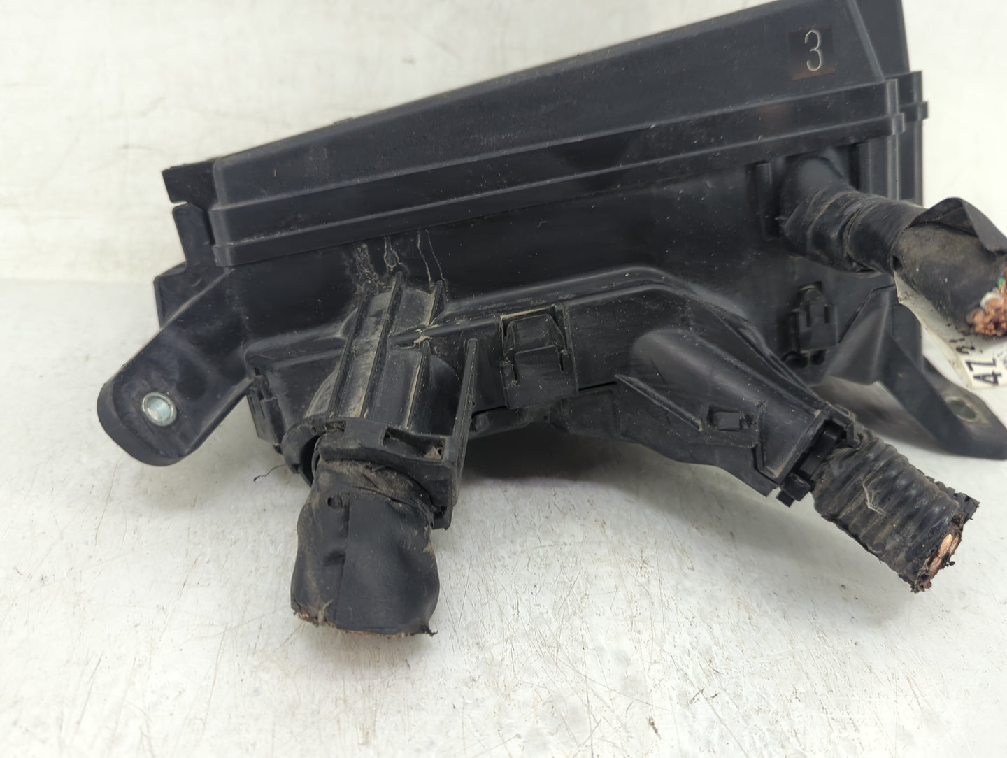 2017-2022 Toyota Prius Fusebox Fuse Box Panel Relay Module Fits Fits 2017 2018 2019 2020 2021 2022 OEM Used Auto Parts - Oem
