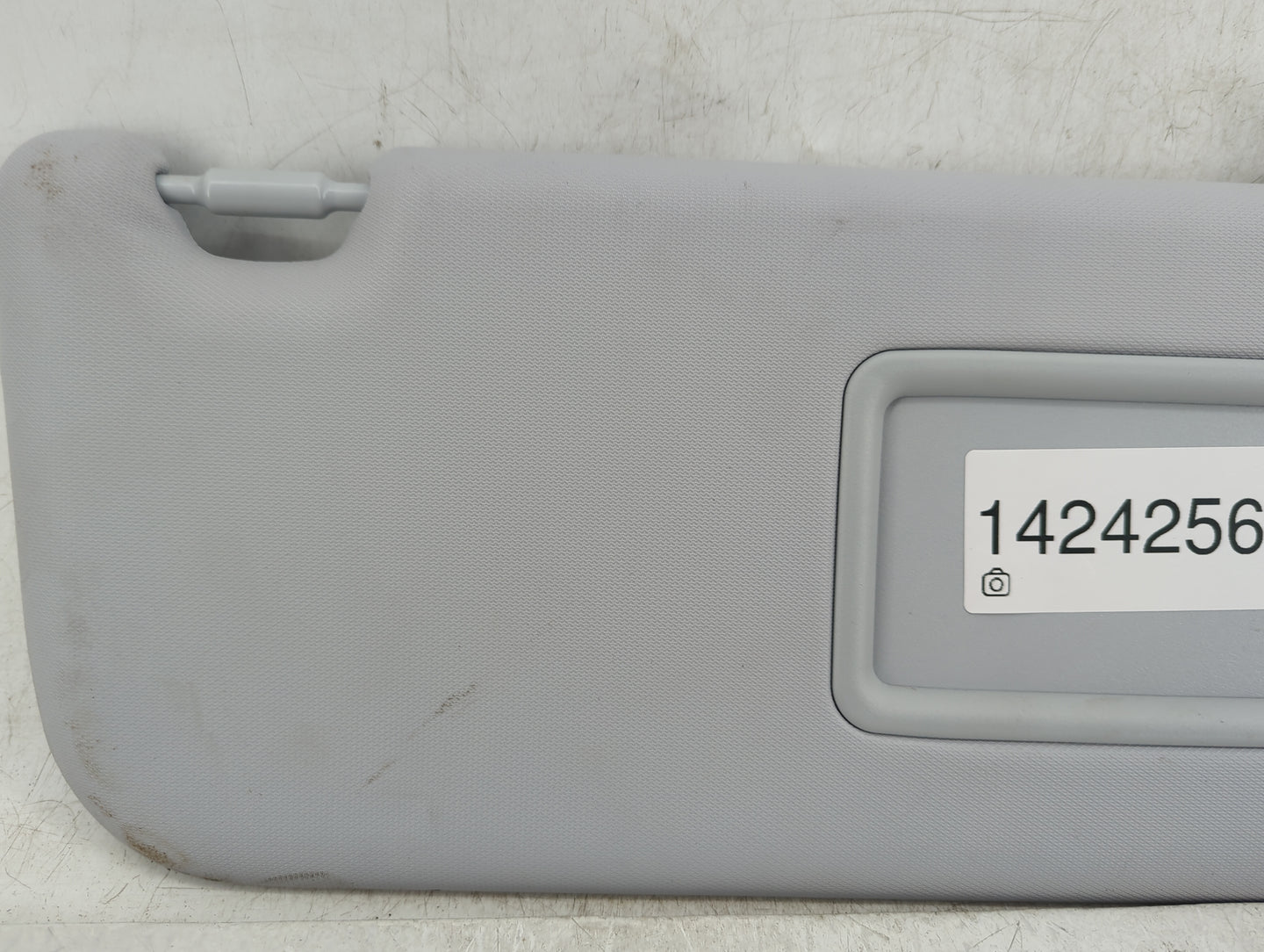 2016-2021 Toyota Prius Sun Visor Shade Replacement Passenger Right Mirror Fits Fits 2016 2017 2018 2019 2020 2021 OEM Used A