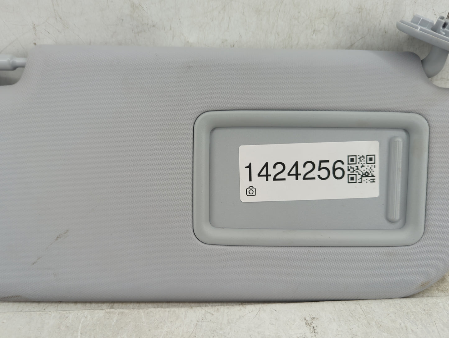 2016-2021 Toyota Prius Sun Visor Shade Replacement Passenger Right Mirror Fits Fits 2016 2017 2018 2019 2020 2021 OEM Used A