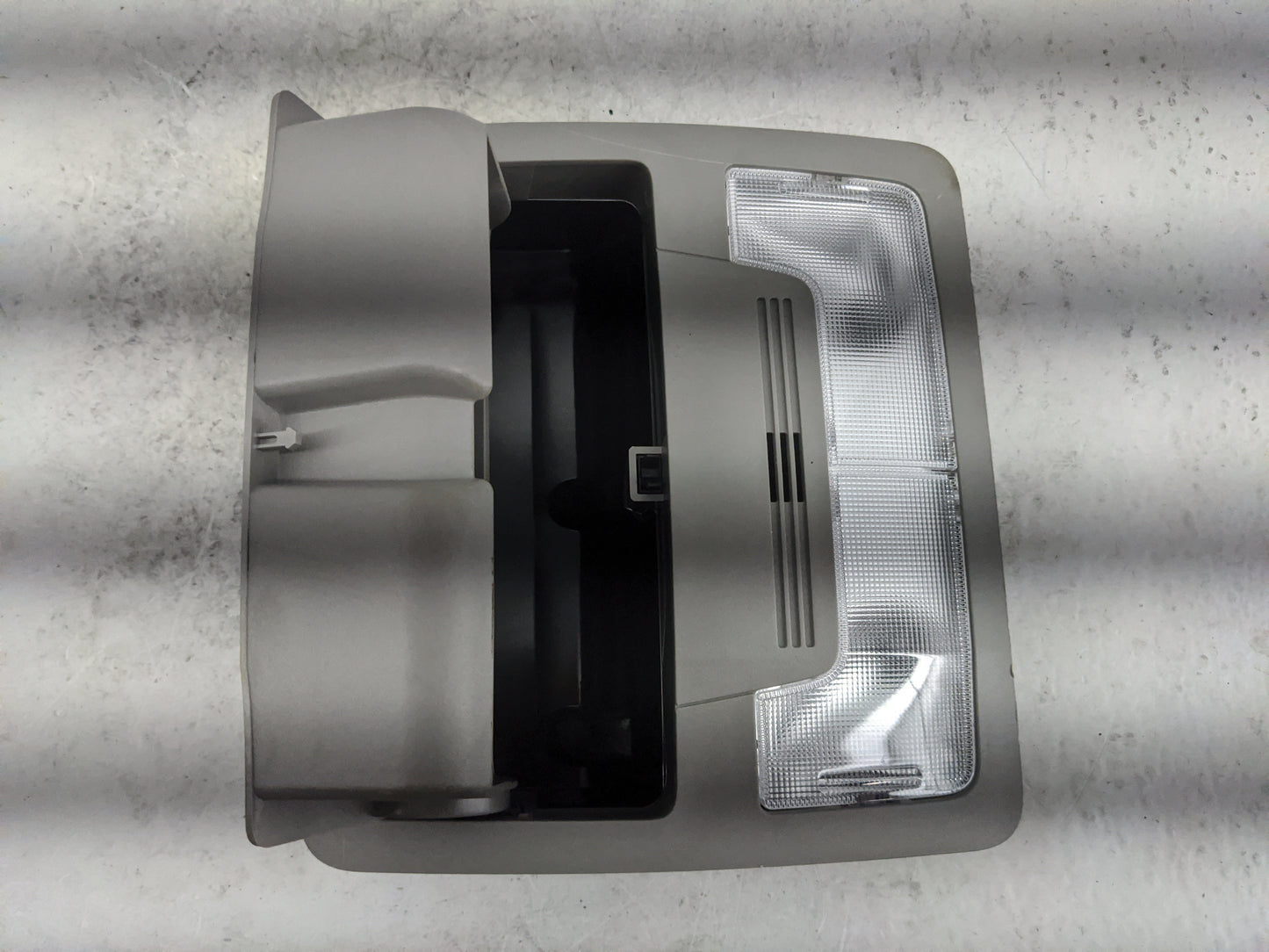 2020 Toyota Prius Overhead Roof Console Gray 1483138 - Oemusedautoparts1.com