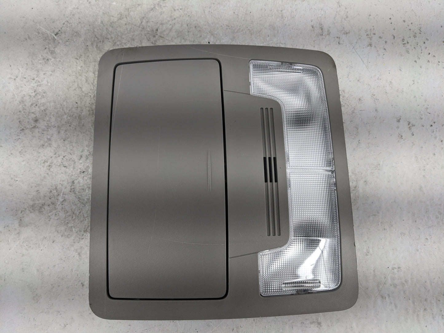 2020 Toyota Prius Overhead Roof Console Gray 1483138 - Oemusedautoparts1.com