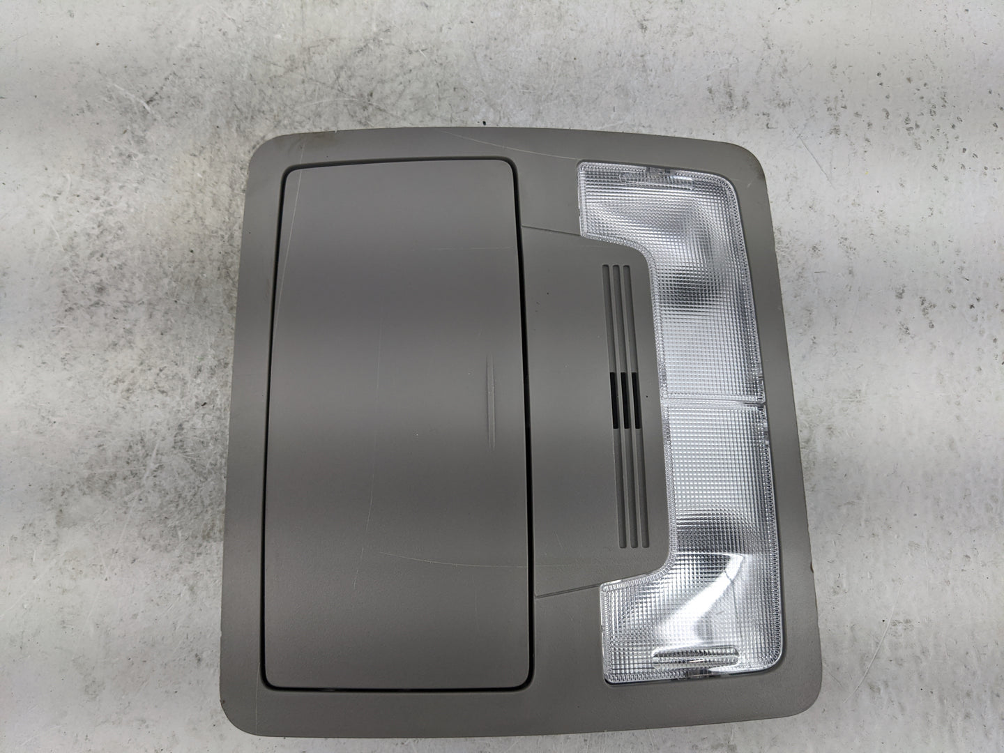 2020 Toyota Prius Overhead Roof Console Gray 1483138 - Oemusedautoparts1.com