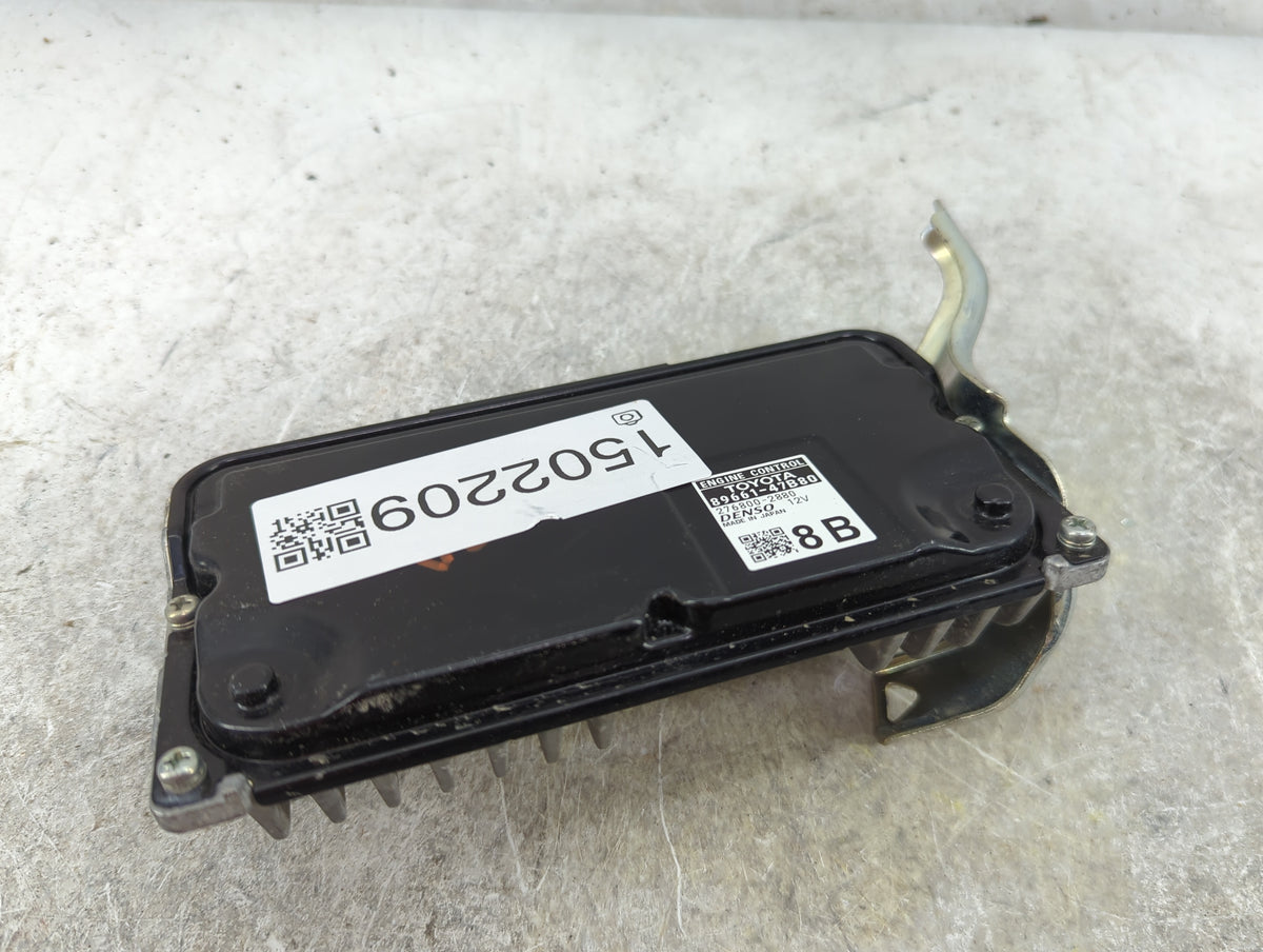 2017-2020 Toyota Prius PCM Engine Control Computer ECU ECM PCU OEM P/N:89661-47B80 276800-2880 Fits Fits 2017 2018 2019 2020