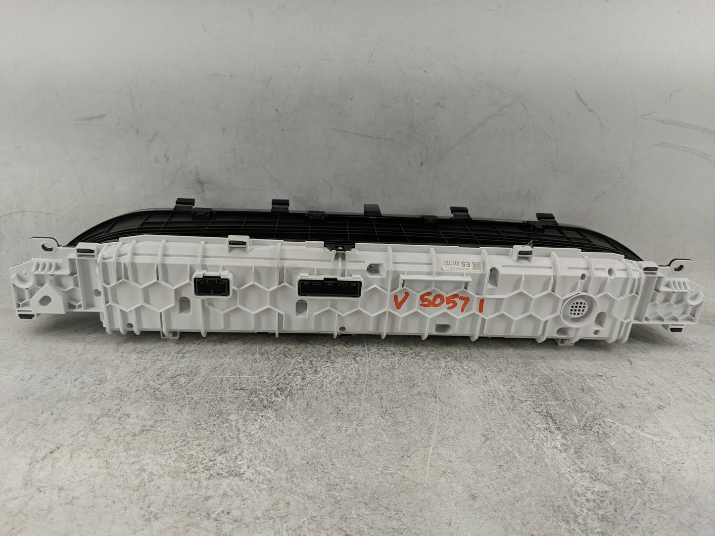 2018-2022 Toyota Prius Prime Instrument Cluster Speedometer Gauges P/N:83800-47W30-A 942-710 Miles: Fits OEM Used Auto Parts