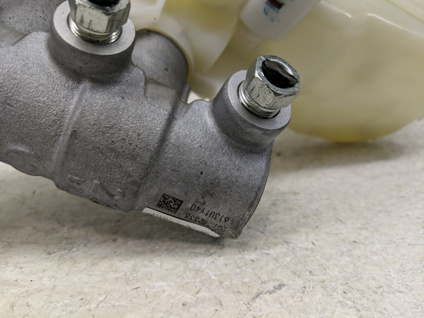 2019-2022 Toyota Rav4 Brake Master Cylinder - Oemusedautoparts1.com
