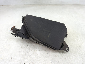 2019-2022 Toyota Rav4 Fusebox Fuse Box Panel Relay Module Fits Fits 2019 2020 2021 2022 OEM Used Auto Parts - Oemusedautopar