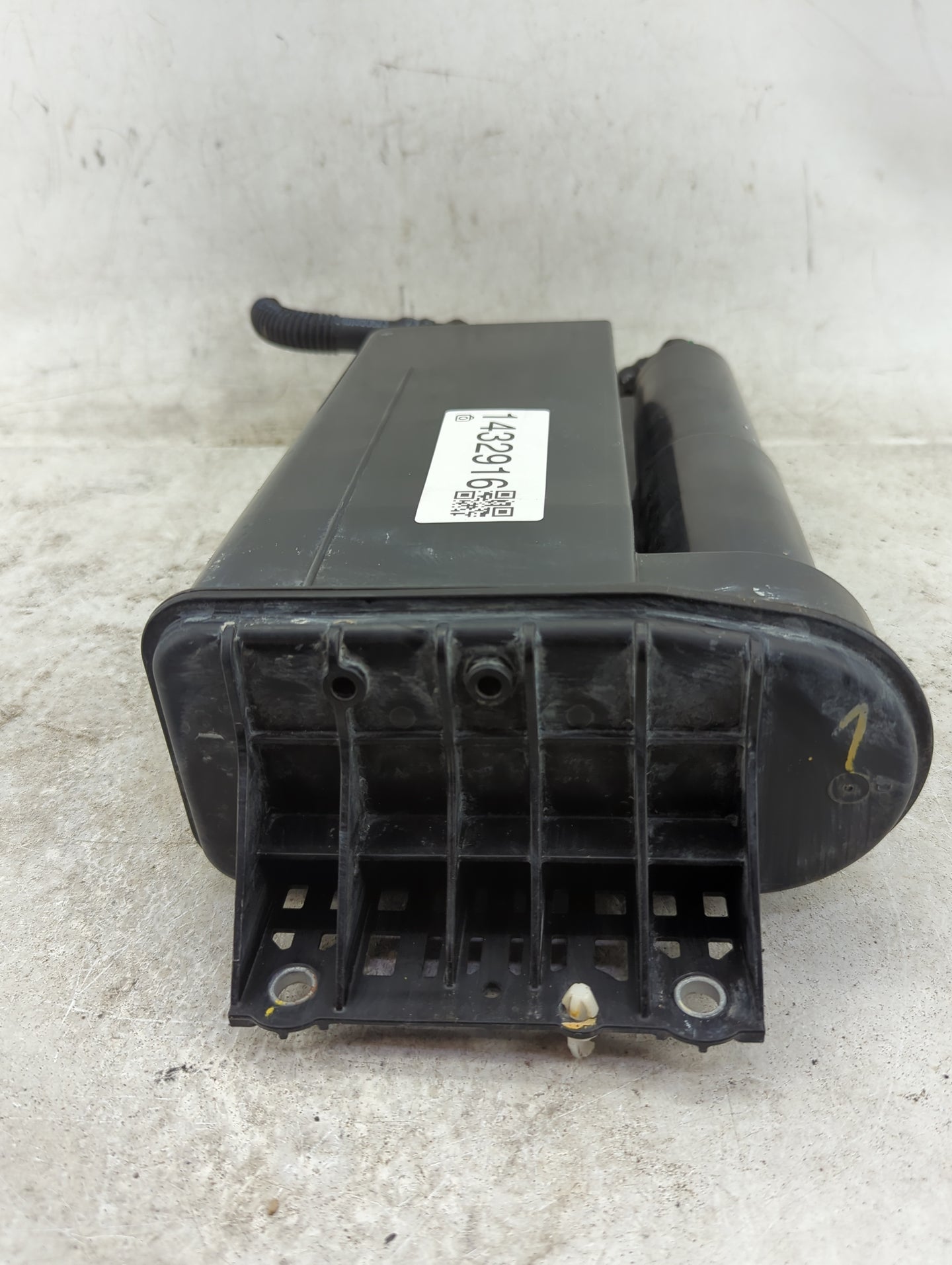 2020 Toyota Rav4 Fuel Vapor Charcoal Canister - Oemusedautoparts1.com