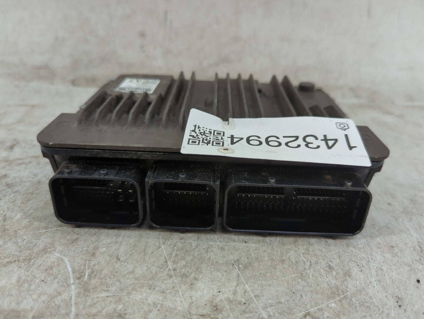 2019-2020 Toyota Rav4 PCM Engine Control Computer ECU ECM PCU OEM P/N:89661-0RA70, 2763002851, 2763002851-10 Fits Fits 2019 