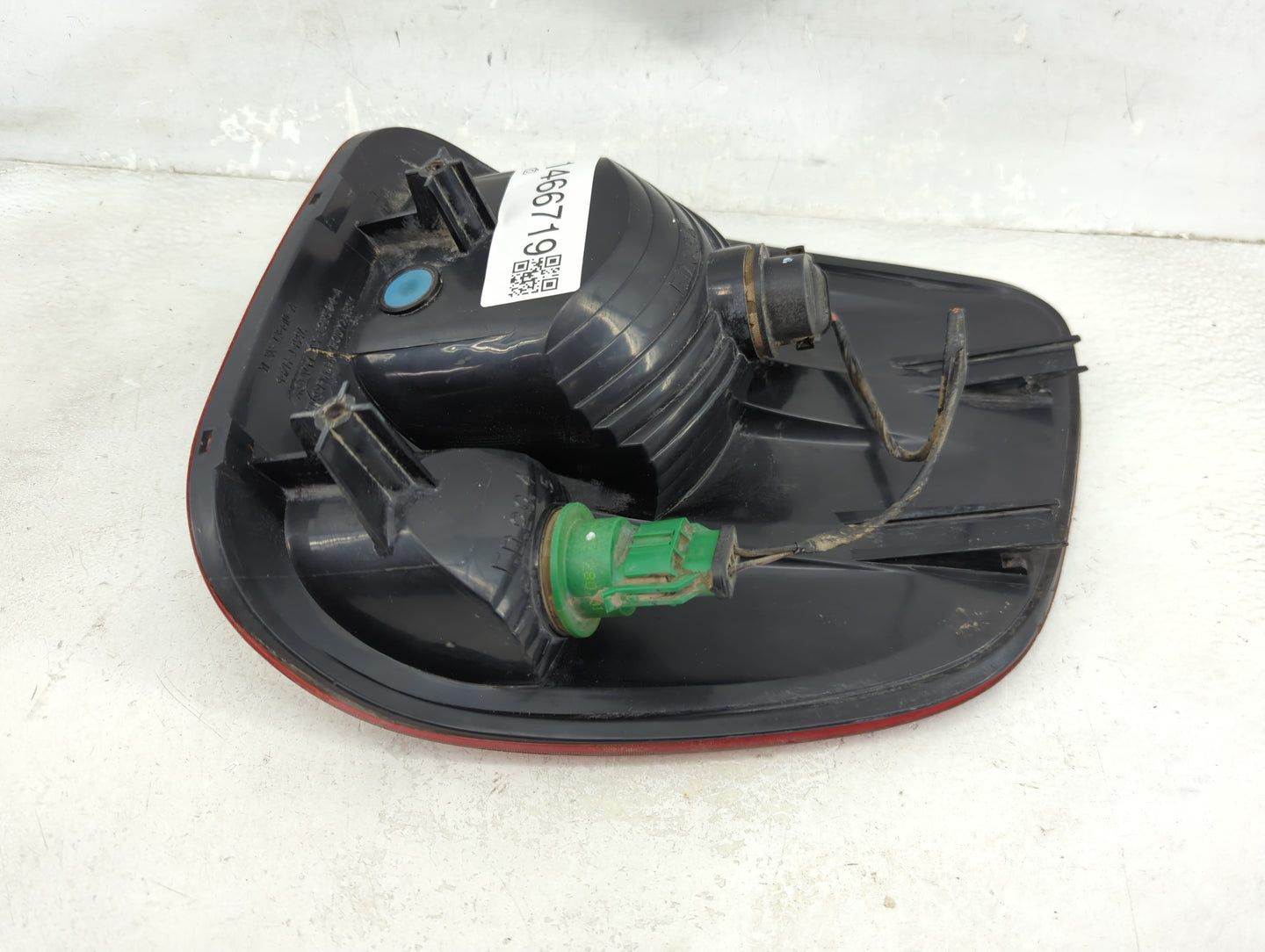2019-2022 Toyota Rav4 Tail Light Assembly Passenger Right OEM P/N:YL3X-13440-A 44ZH-1499A Fits Fits 2019 2020 2021 2022 OEM 