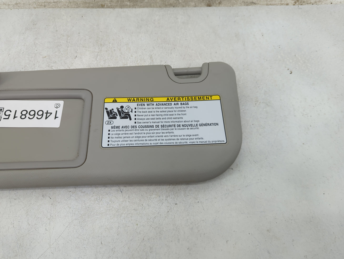 2020 Toyota Rav4 Sun Visor Shade Replacement Driver Left Mirror Fits OEM Used Auto Parts - Oemusedautoparts1.com