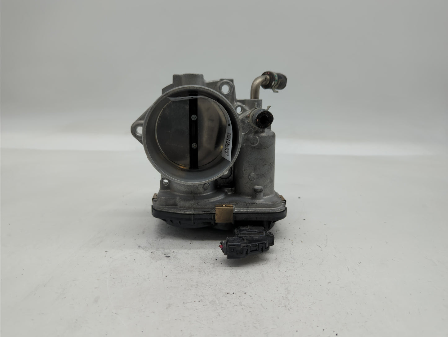 2019-2022 Toyota Rav4 Throttle Body P/N:22030-F0010 Fits Fits 2018 2019 2020 2021 2022 OEM Used Auto Parts - Oemusedautopart