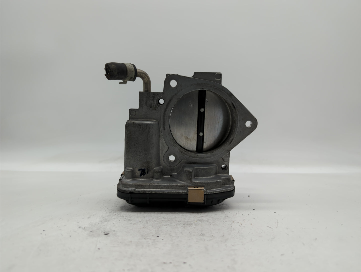 2019-2022 Toyota Rav4 Throttle Body P/N:22030-F0010 Fits Fits 2018 2019 2020 2021 2022 OEM Used Auto Parts - Oemusedautopart