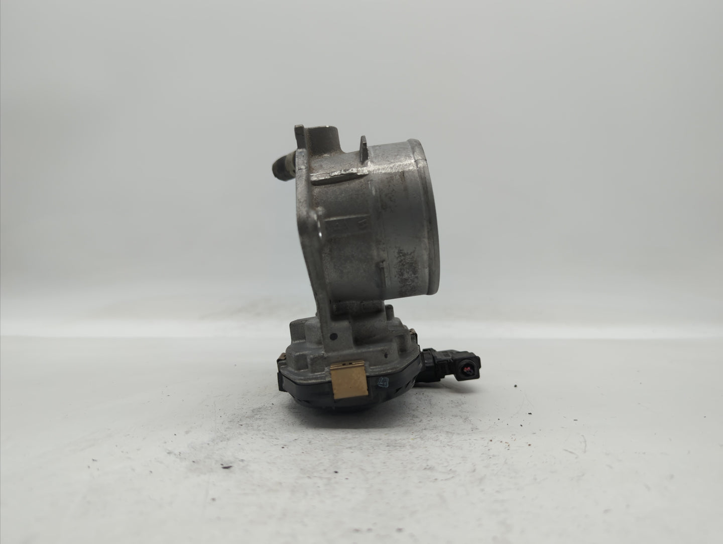 2019-2022 Toyota Rav4 Throttle Body P/N:22030-F0010 Fits Fits 2018 2019 2020 2021 2022 OEM Used Auto Parts - Oemusedautopart