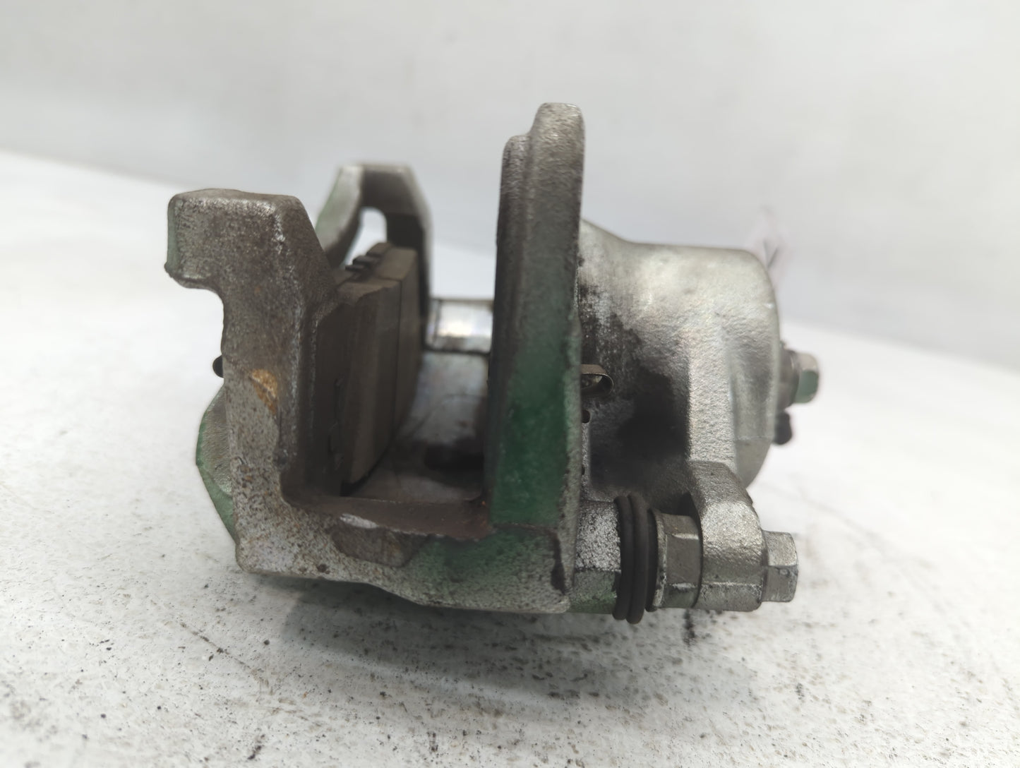 2019-2022 Toyota Rav4 Front Driver Left Brake Caliper - Oemusedautoparts1.com