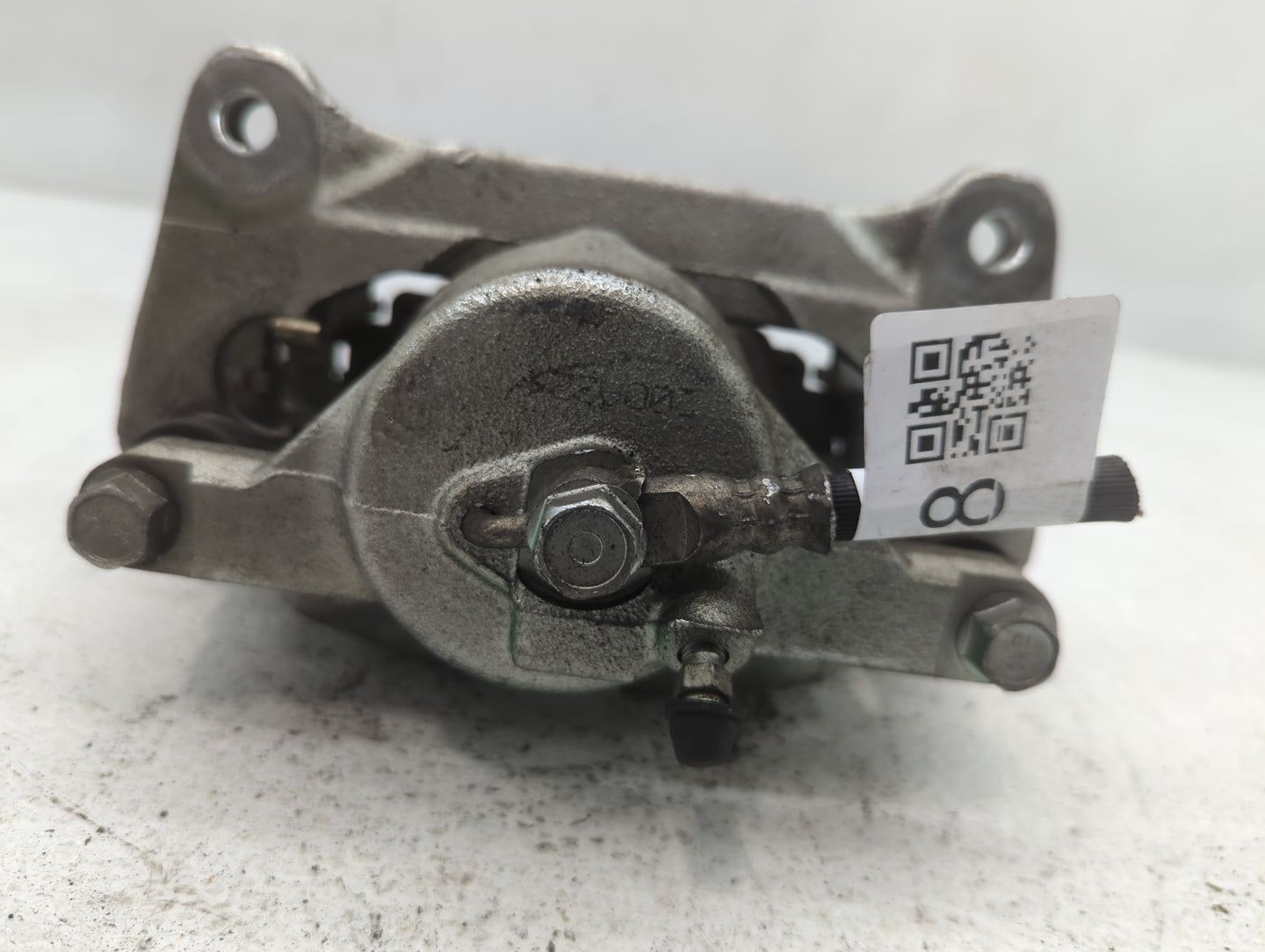 2019-2022 Toyota Rav4 Front Driver Left Brake Caliper - Oemusedautoparts1.com