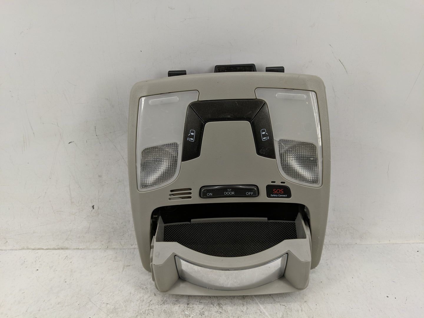 2020 Toyota Sienna Overhead Roof Console - Oemusedautoparts1.com