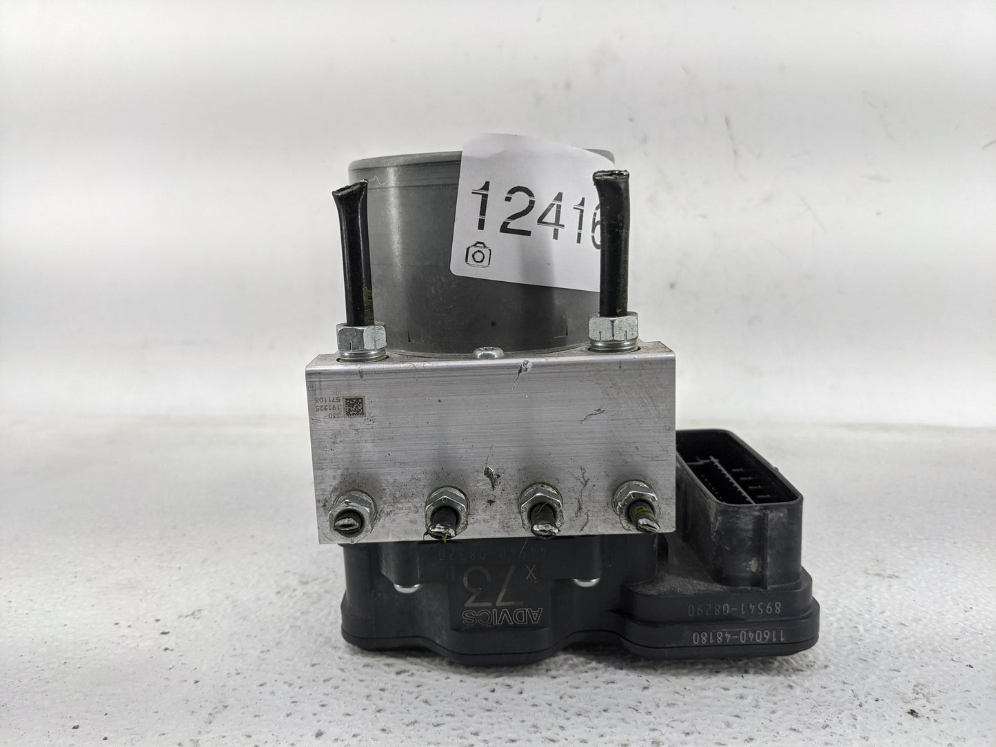 2018-2020 Toyota Sienna ABS Pump Control Module Replacement P/N:44540-08320 Fits Fits 2018 2019 2020 OEM Used Auto Parts - O
