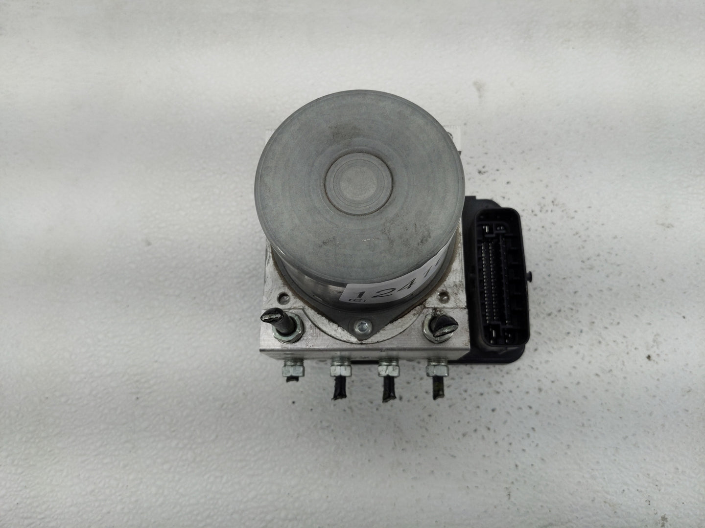 2018-2020 Toyota Sienna ABS Pump Control Module Replacement P/N:44540-08320 Fits Fits 2018 2019 2020 OEM Used Auto Parts - O