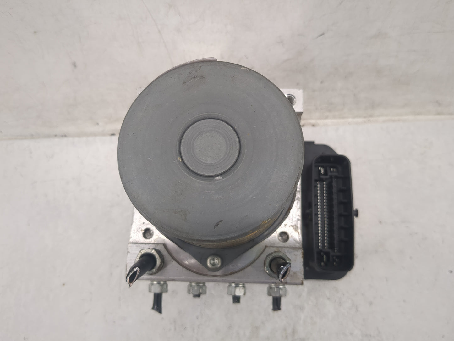 2018-2020 Toyota Sienna ABS Pump Control Module Replacement P/N:44540-08320 89541-08290, 116040-48180 Fits Fits 2018 2019 20