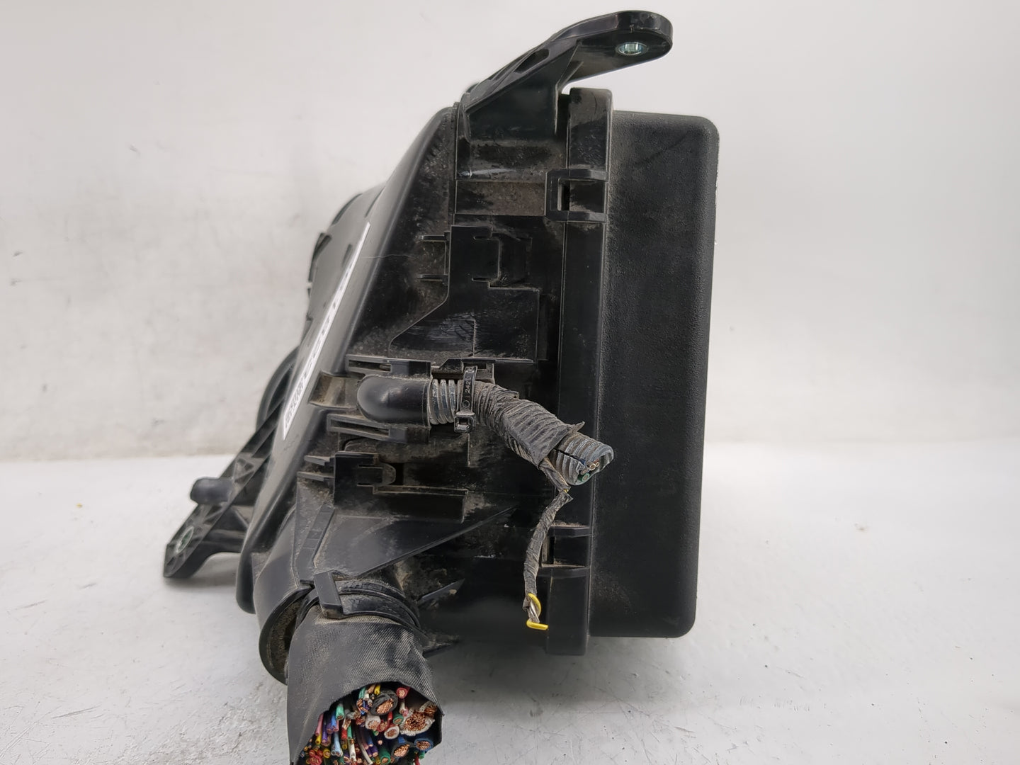 2017-2020 Toyota Sienna Fusebox Fuse Box Panel Relay Module P/N:82672-08200 Fits Fits 2017 2018 2019 2020 OEM Used Auto Part