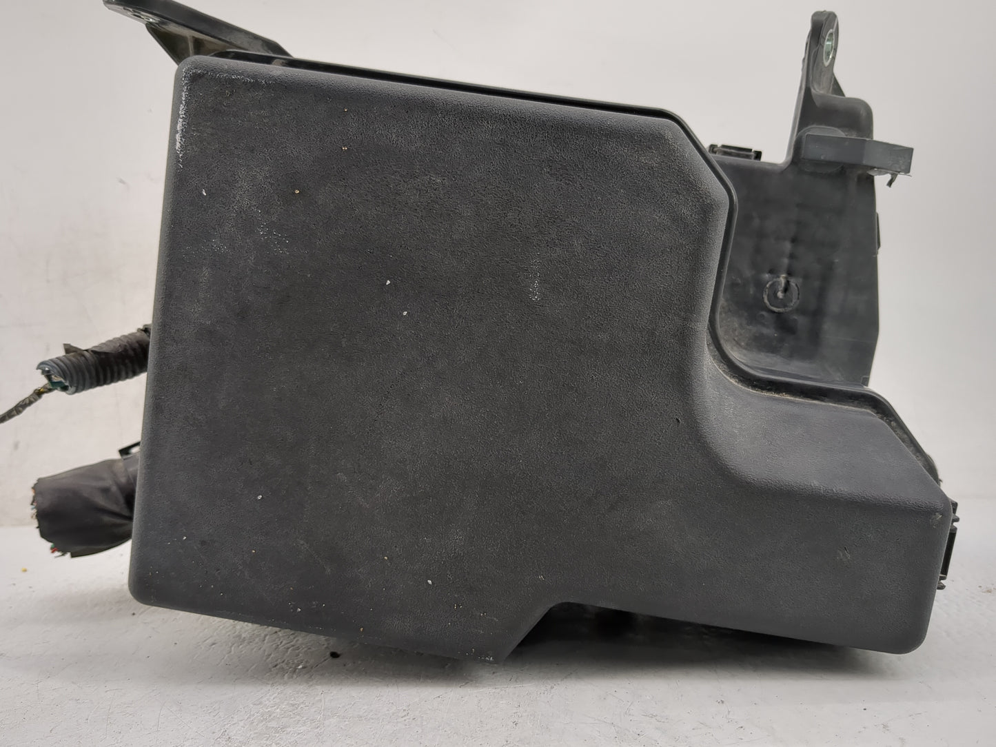 2017-2020 Toyota Sienna Fusebox Fuse Box Panel Relay Module P/N:82672-08200 Fits Fits 2017 2018 2019 2020 OEM Used Auto Part