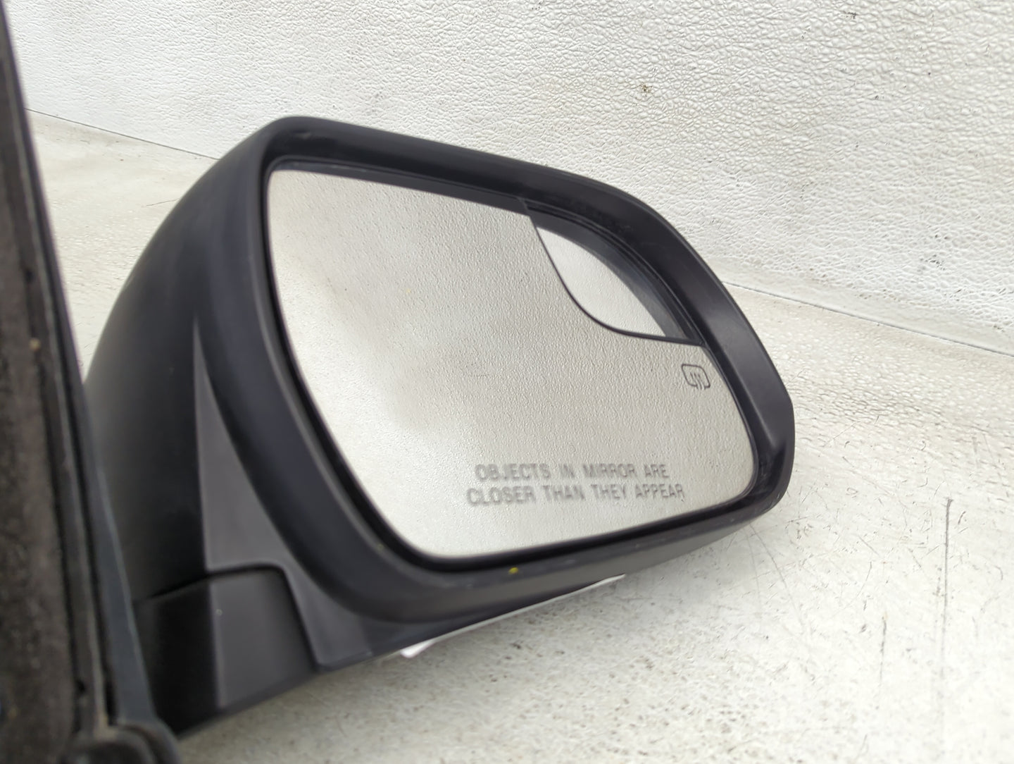 2018-2020 Toyota Sienna Passenger Side View Mirror - Right Door Mirror OEM Used - Oemusedautoparts1.com