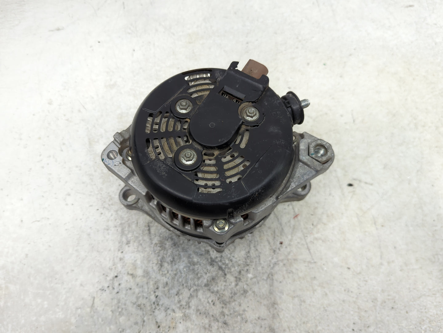 2017-2020 Toyota Sienna Alternator Replacement Generator Charging Assembly Engine OEM P/N:27060-0P420 Fits OEM Used Auto Par