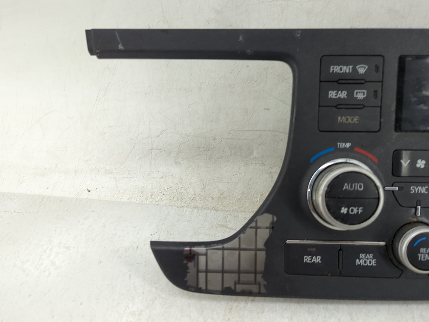 2015-2020 Toyota Sienna Climate Control Module Temperature AC/Heater Replacement P/N:55900-08210 Fits OEM Used Auto Parts - 