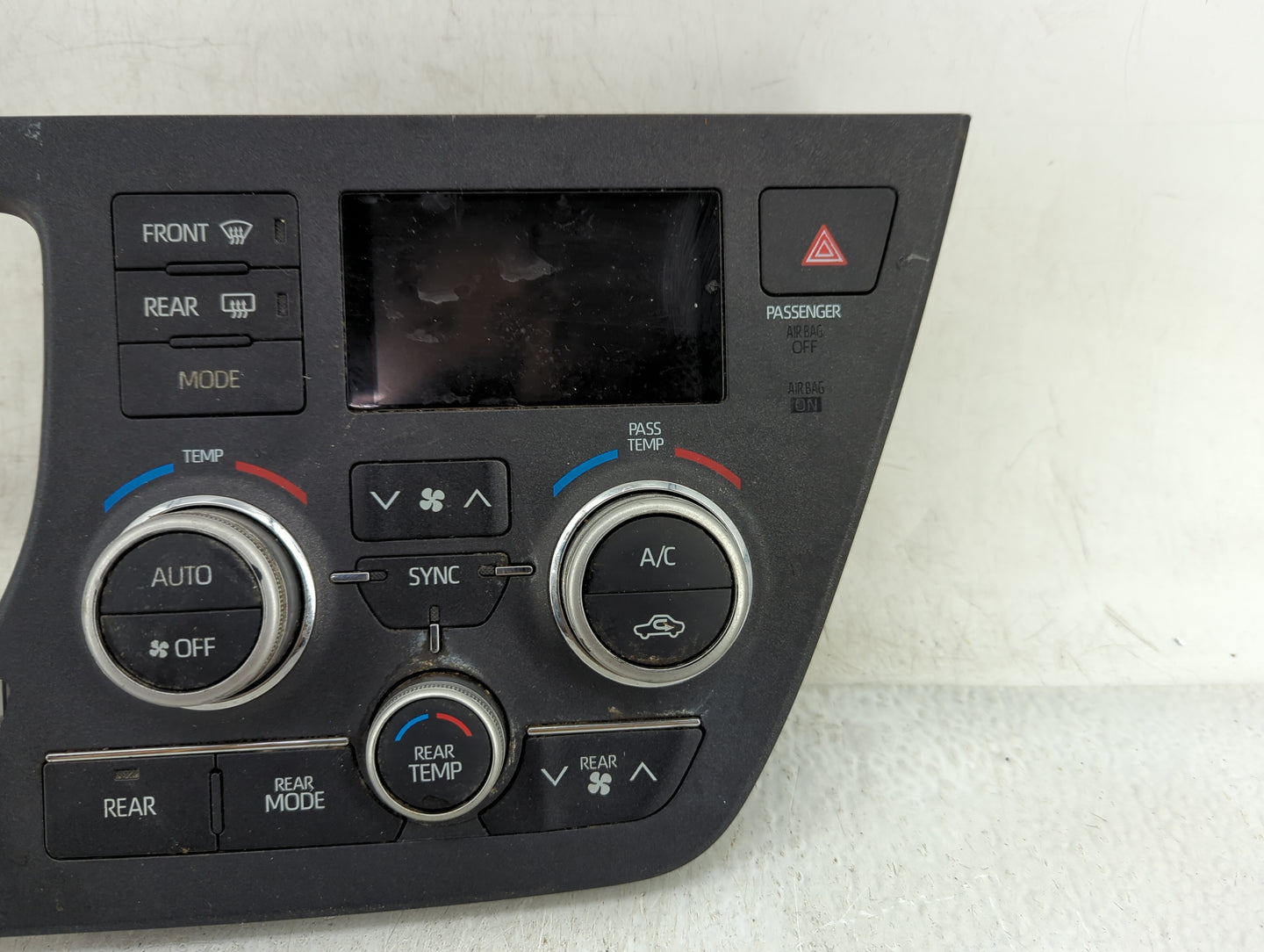 2015-2020 Toyota Sienna Climate Control Module Temperature AC/Heater Replacement P/N:55900-08210 Fits OEM Used Auto Parts - 