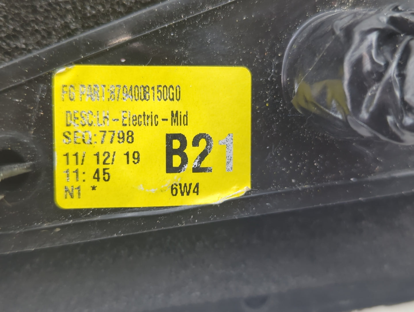 2018-2020 Toyota Sienna Driver Side View Mirror - Left Door Mirror OEM Used - Oemusedautoparts1.com