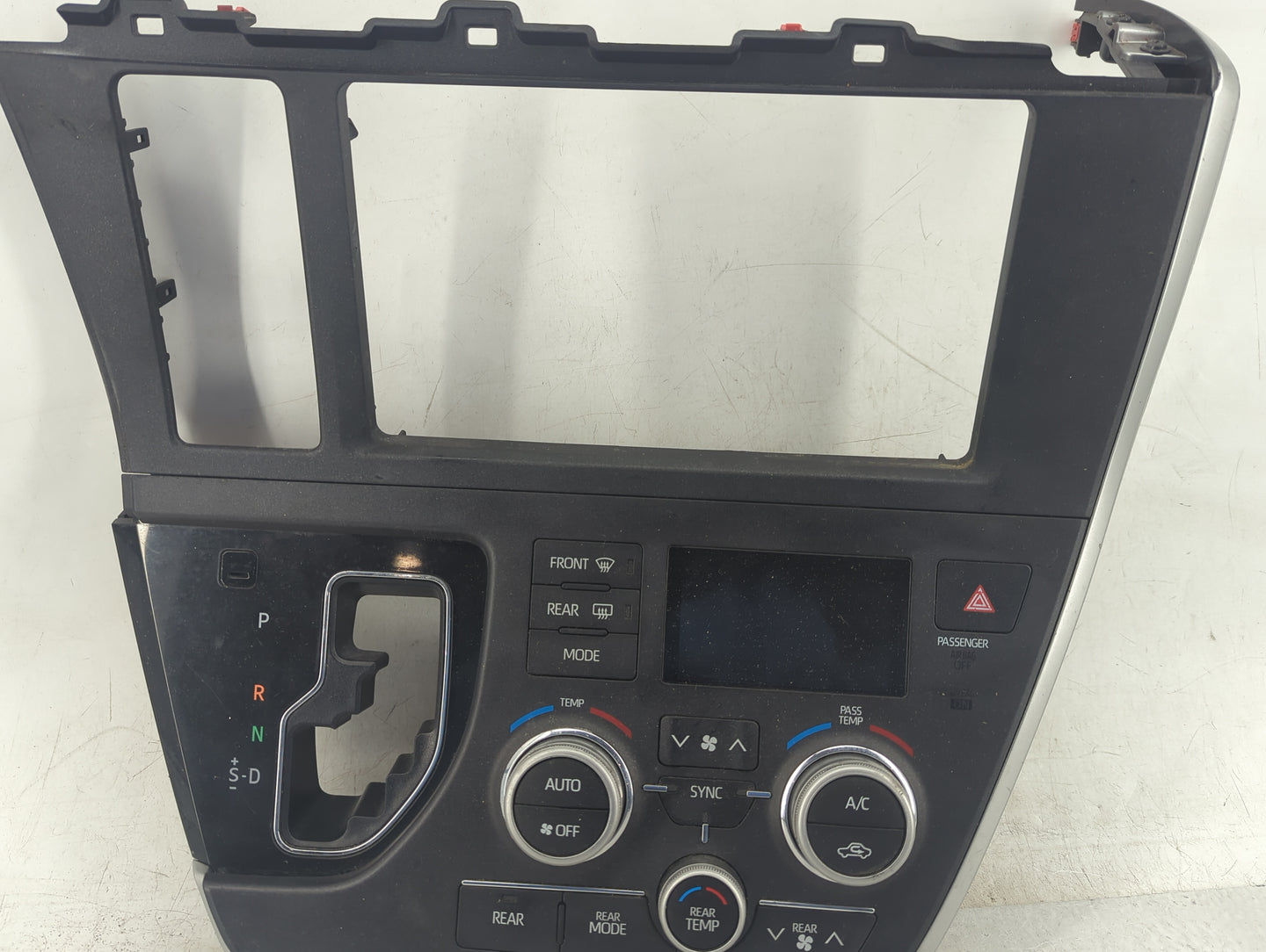 2018-2020 Toyota Sienna Climate Control Module Temperature AC/Heater Replacement Fits Fits 2018 2019 2020 OEM Used Auto Part