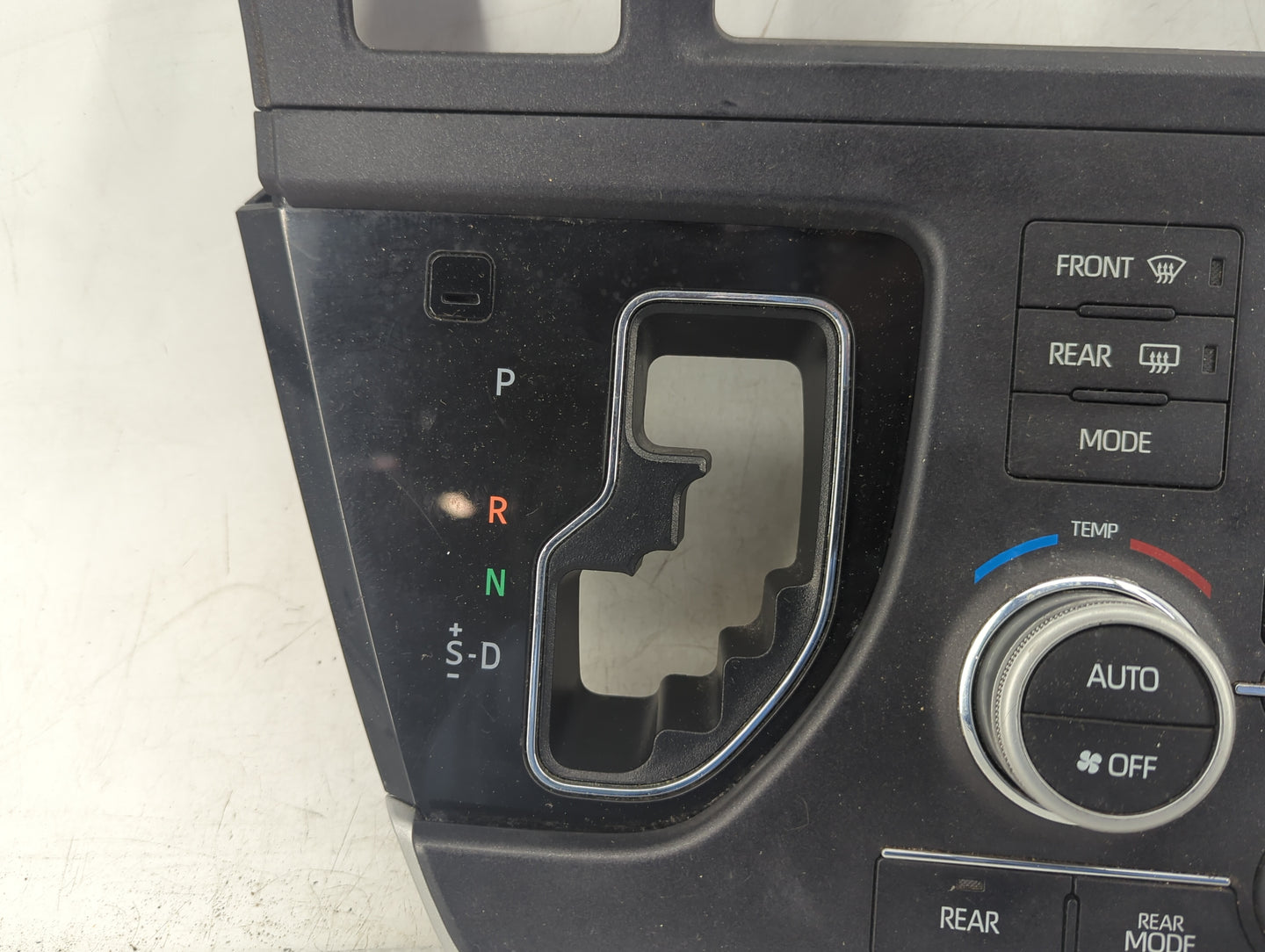 2018-2020 Toyota Sienna Climate Control Module Temperature AC/Heater Replacement Fits Fits 2018 2019 2020 OEM Used Auto Part