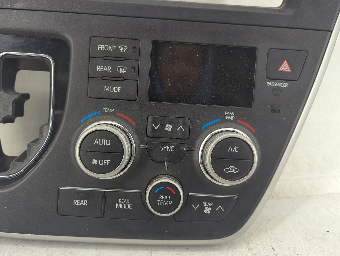 2018-2020 Toyota Sienna Climate Control Module Temperature AC/Heater Replacement Fits Fits 2018 2019 2020 OEM Used Auto Part
