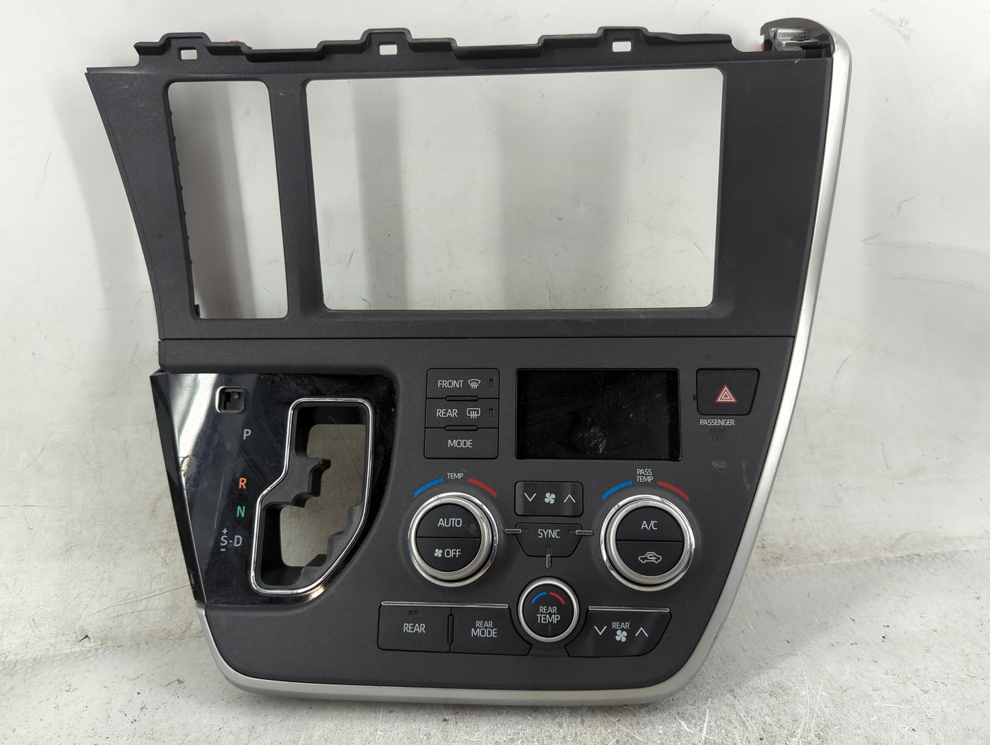 2020 Toyota Sienna Radio Control Panel - Oemusedautoparts1.com