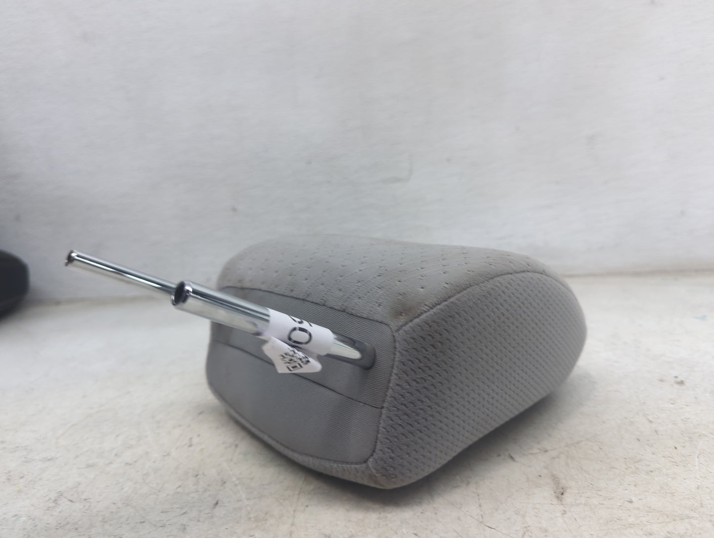 2020 Toyota Sienna Headrest Head Rest Front Driver Passenger Seat Fits OEM Used Auto Parts - Oemusedautoparts1.com