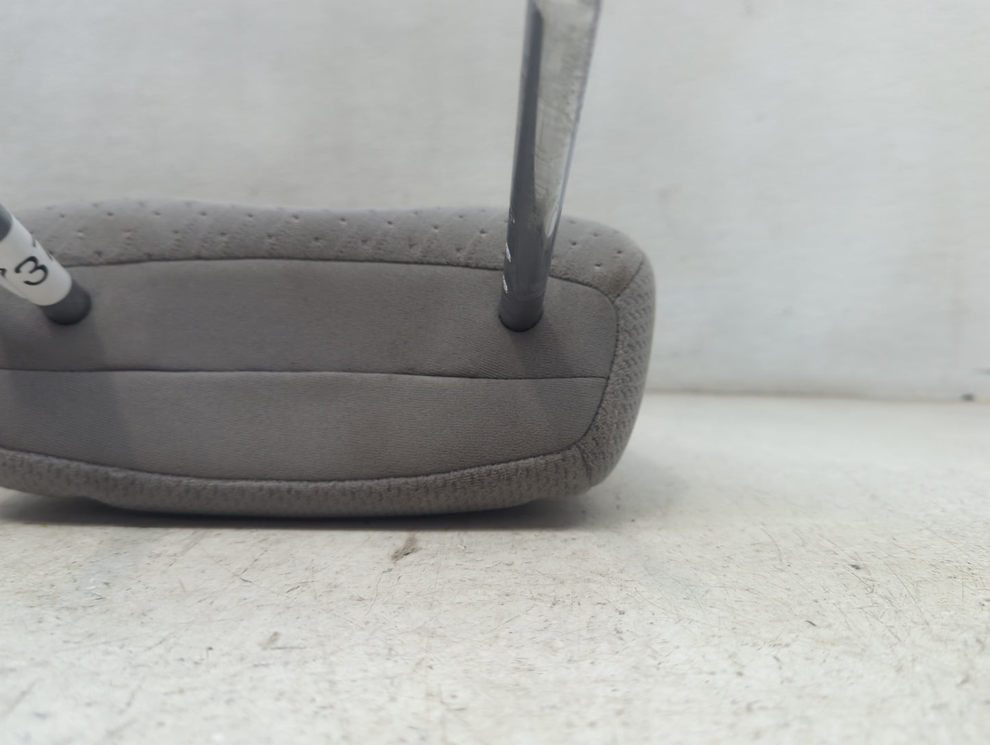 2020 Toyota Sienna Headrest Head Rest Front Driver Seat Gray - Oemusedautoparts1.com