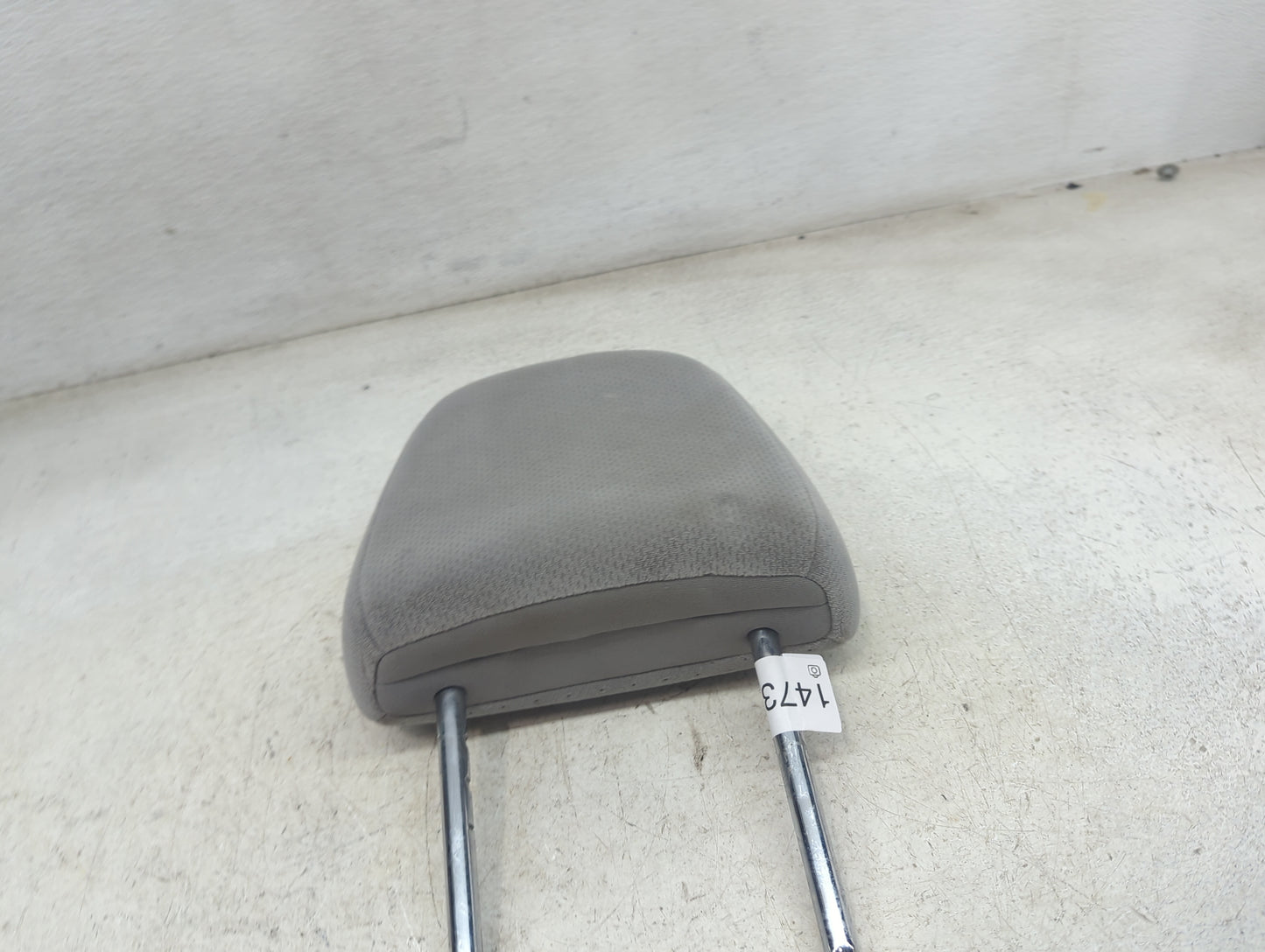 2020 Toyota Sienna Headrest Head Rest Front Driver Seat Gray - Oemusedautoparts1.com