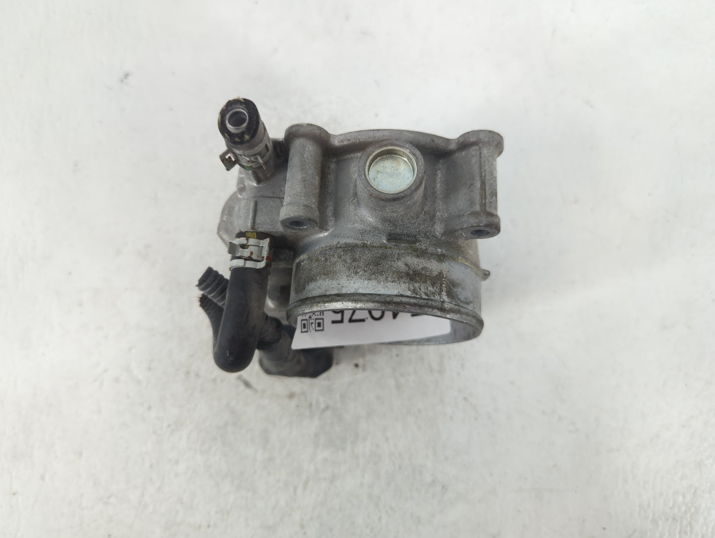 2017-2020 Toyota Sienna Throttle Body P/N:22030-0P060 Fits Fits 2016 2017 2018 2019 2020 2021 2022 OEM Used Auto Parts - Oem