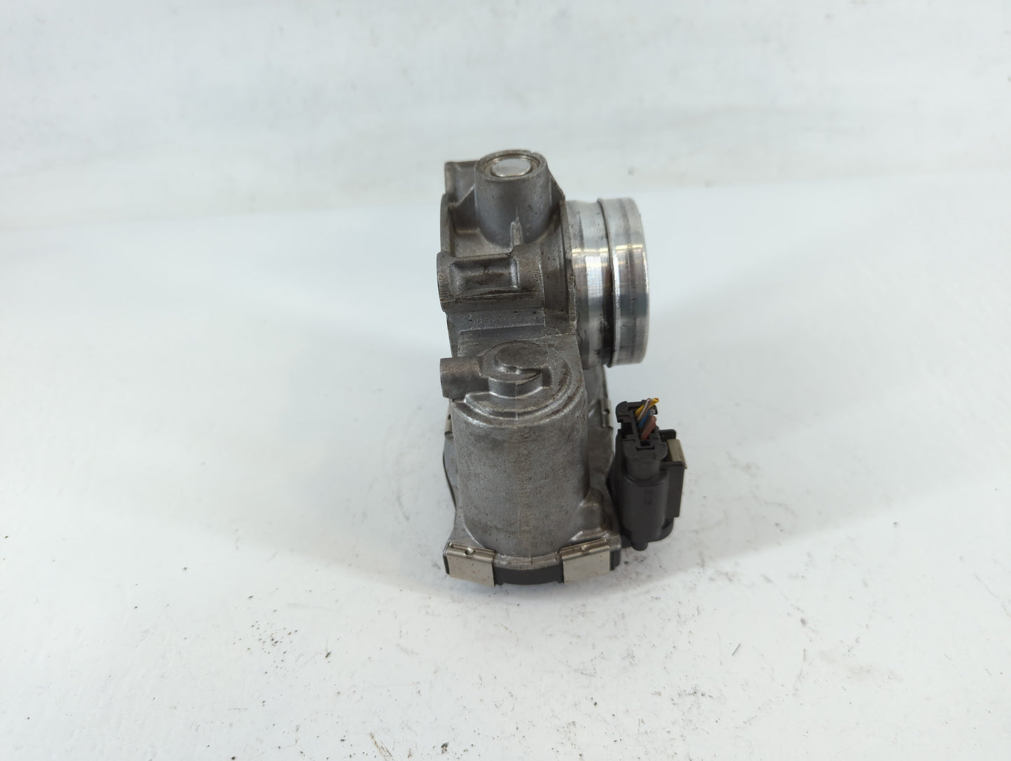 2017-2020 Toyota Sienna Throttle Body P/N:12671379AA Fits Fits 2016 2017 2018 2019 2020 2021 2022 OEM Used Auto Parts - Oemu