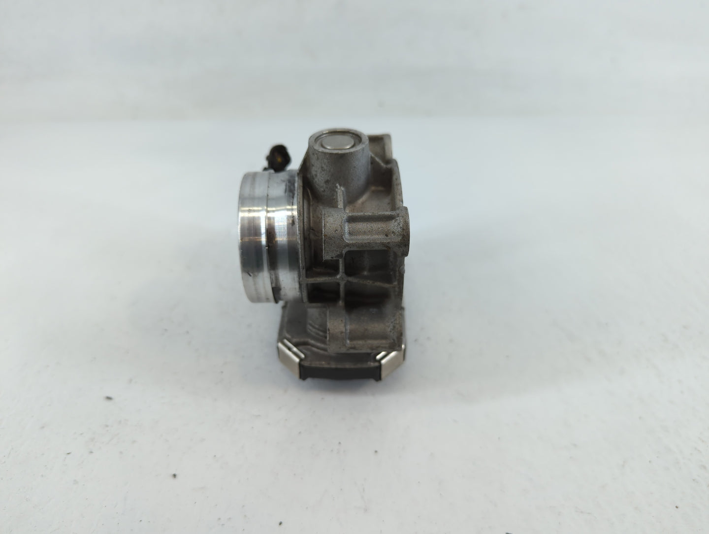 2017-2020 Toyota Sienna Throttle Body P/N:12671379AA Fits Fits 2016 2017 2018 2019 2020 2021 2022 OEM Used Auto Parts - Oemu