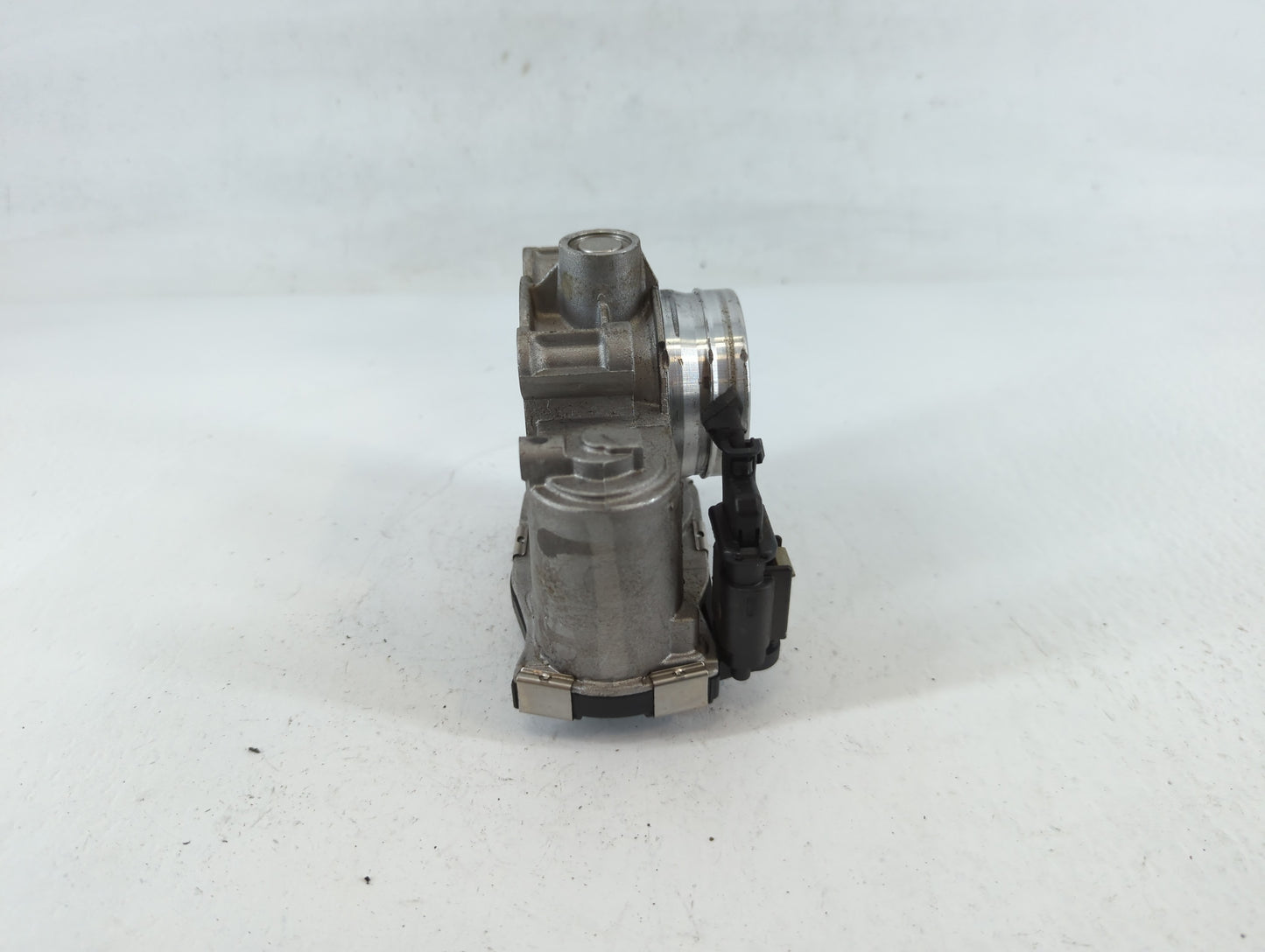 2017-2020 Toyota Sienna Throttle Body P/N:12671379AA Fits Fits 2016 2017 2018 2019 2020 2021 2022 OEM Used Auto Parts - Oemu