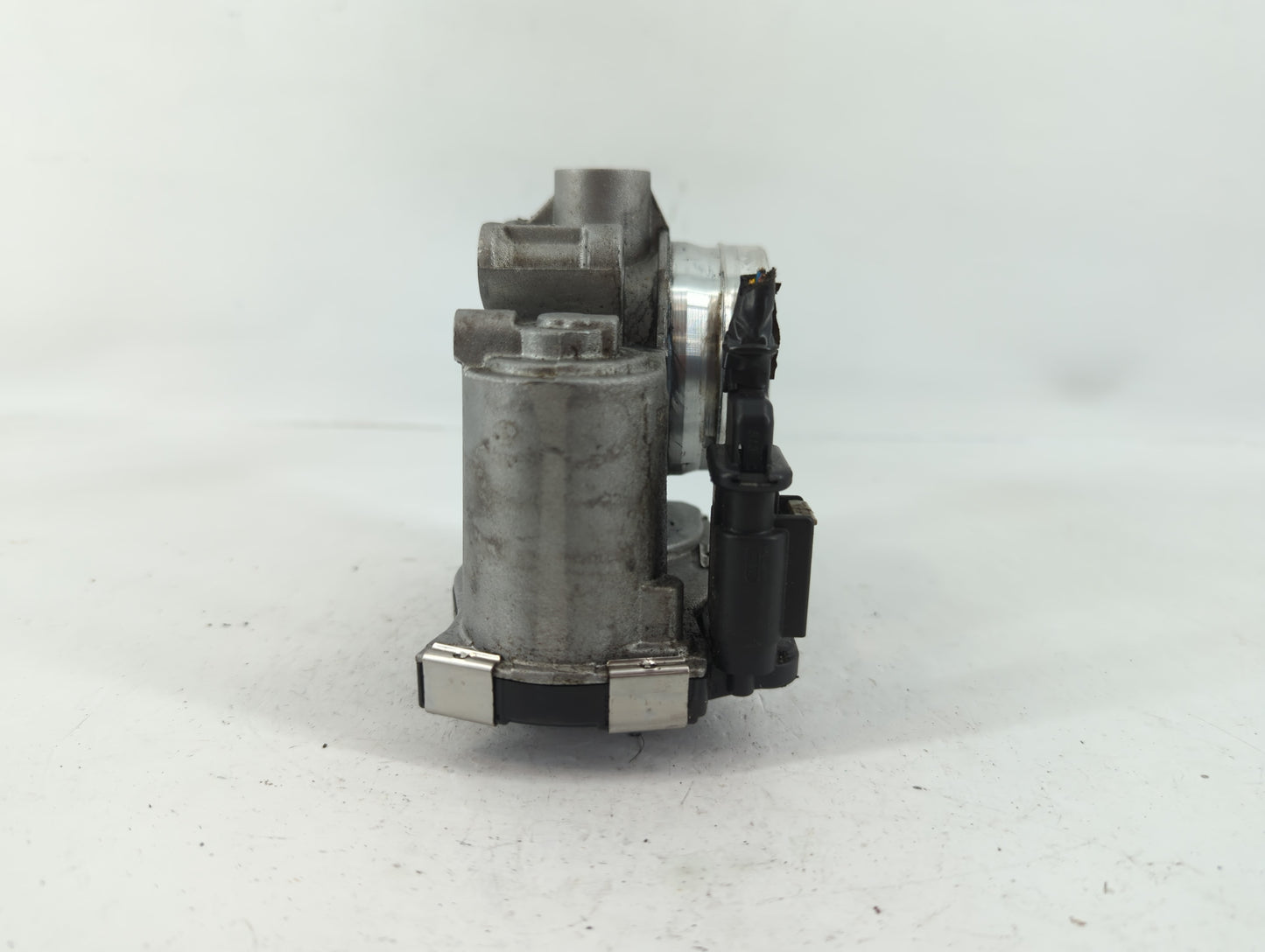 2017-2020 Toyota Sienna Throttle Body P/N:12671379AA Fits Fits 2016 2017 2018 2019 2020 2021 2022 OEM Used Auto Parts - Oemu
